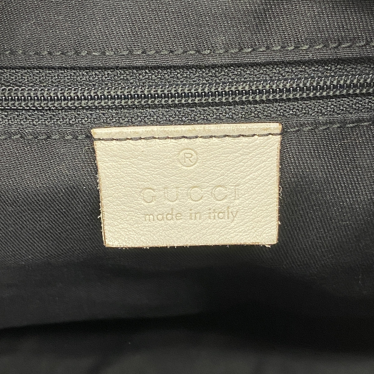 【6kd4227】グッチ ショルダーバッグ アビー 189833 レザー ホワイト シャンパンゴールド金具【中古】レディース