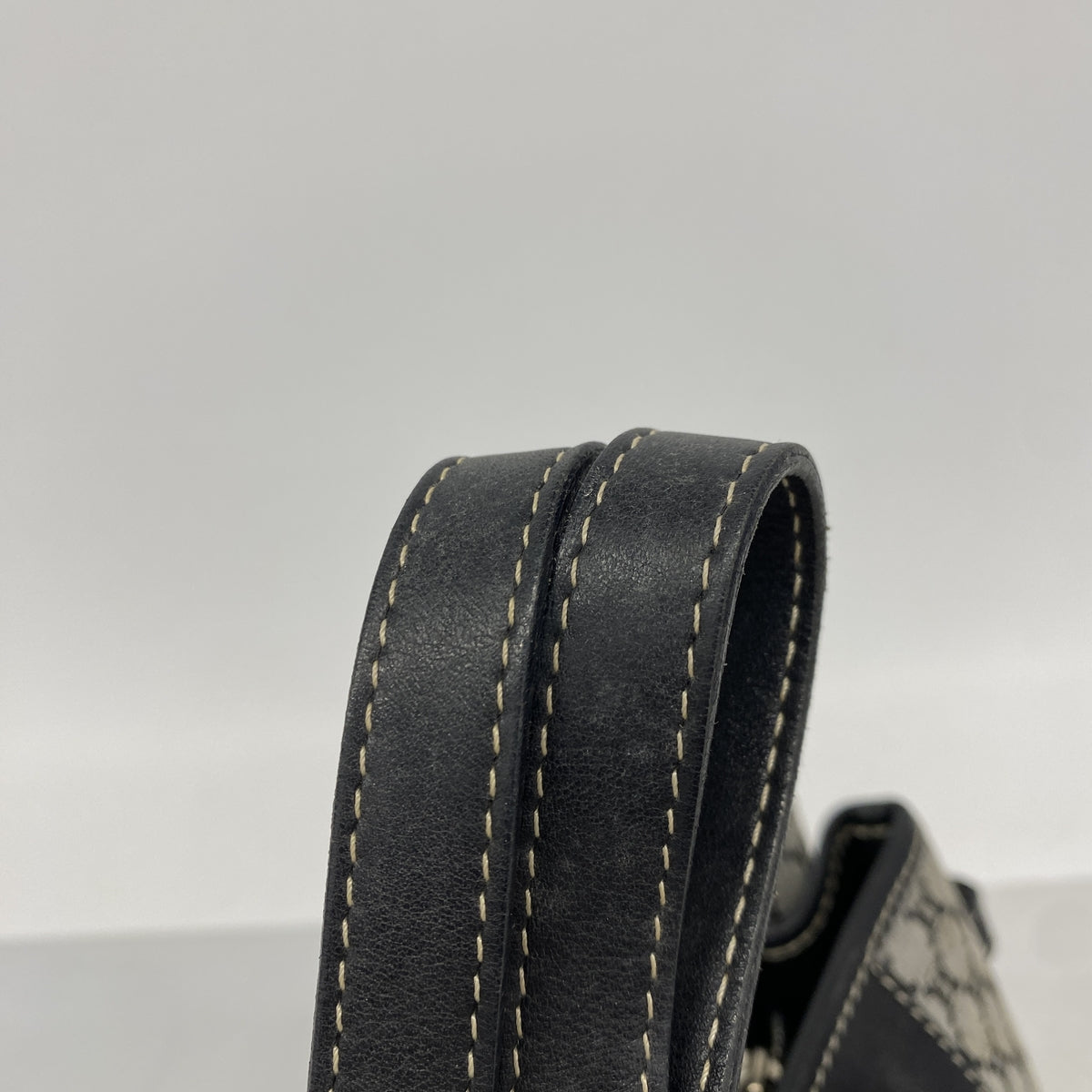 【6kd4261】セリーヌ ハンドバッグ トリオンフ キャンバス ブラック シルバー金具【中古】レディース