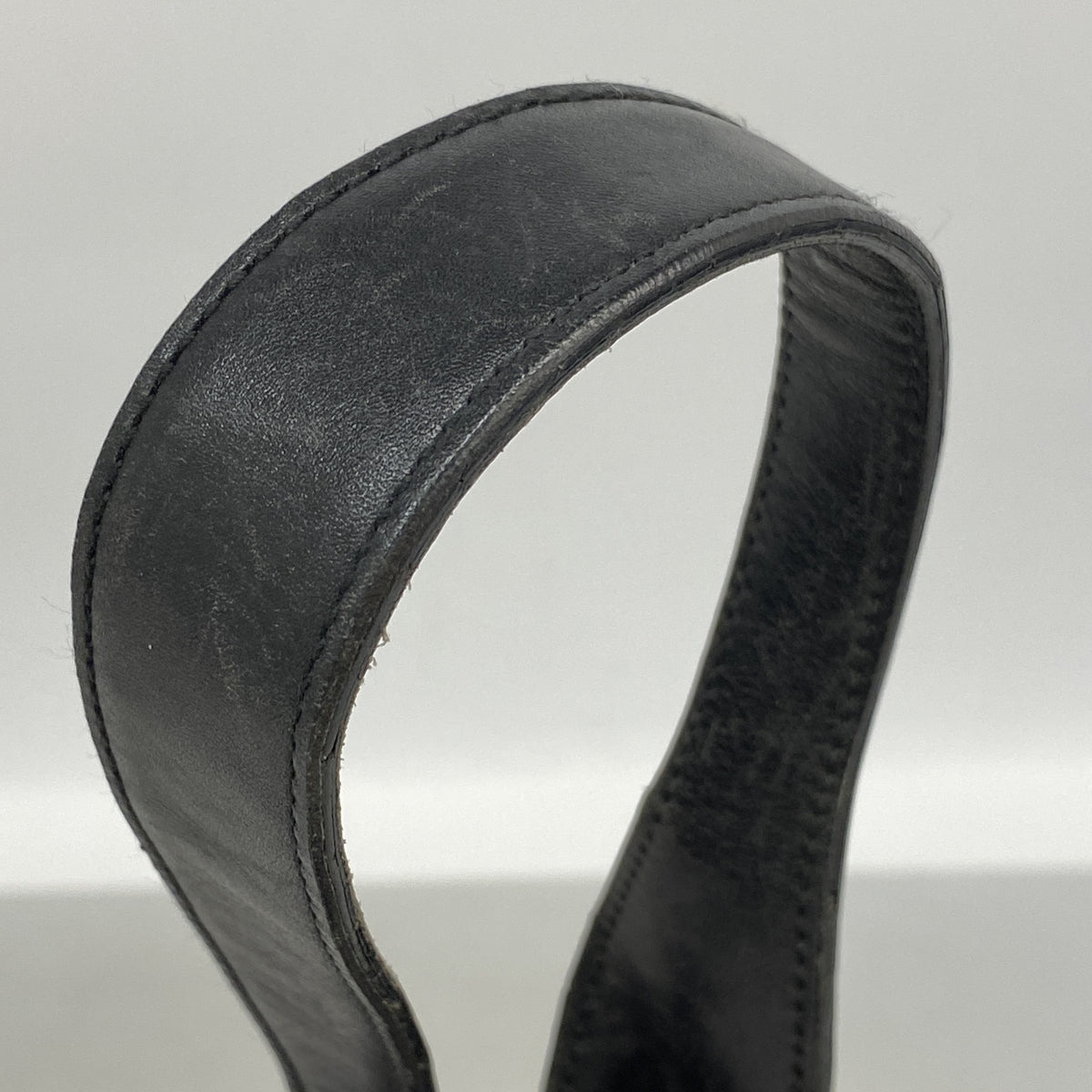 【6kd4269】グッチ ショルダーバッグ GGキャンバス 001 4057 キャンバス ブラック シルバー金具【中古】レディース
