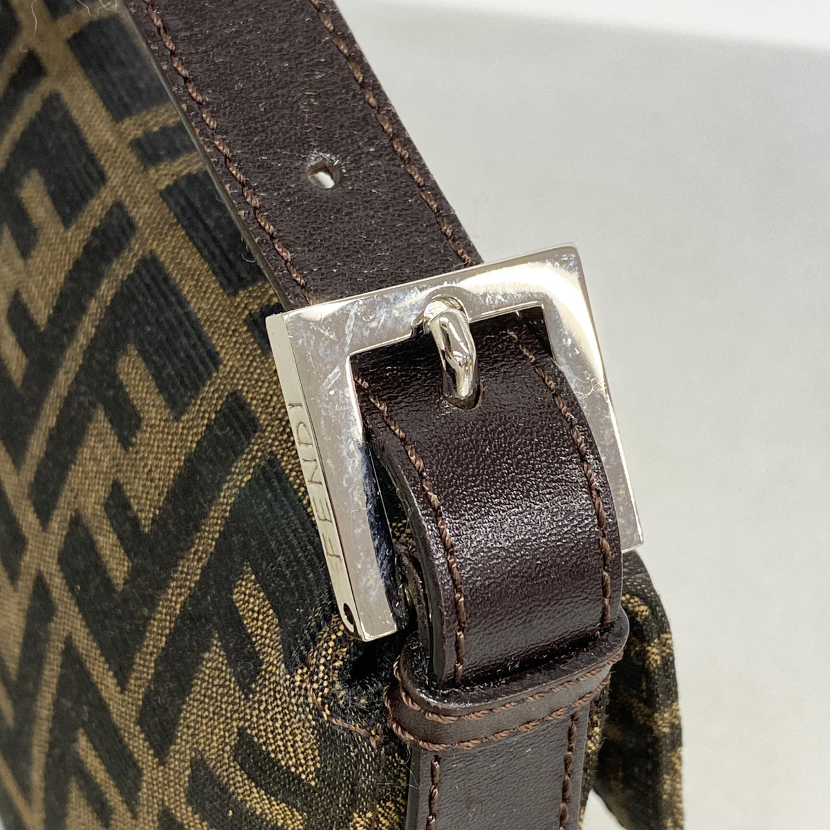 【6kd4310】フェンディ ハンドバッグ ズッカ ナイロンキャンバス ブラウン シルバー金具【中古】レディース