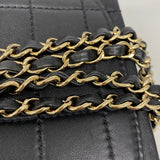 【6kd4325】シャネル ショルダーバッグ チョコバー チェーンショルダー ラムスキン ブラック ゴールド金具【中古】レディース