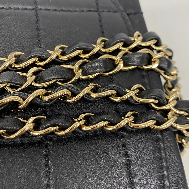 【6kd4325】シャネル ショルダーバッグ チョコバー チェーンショルダー ラムスキン ブラック ゴールド金具【中古】レディース