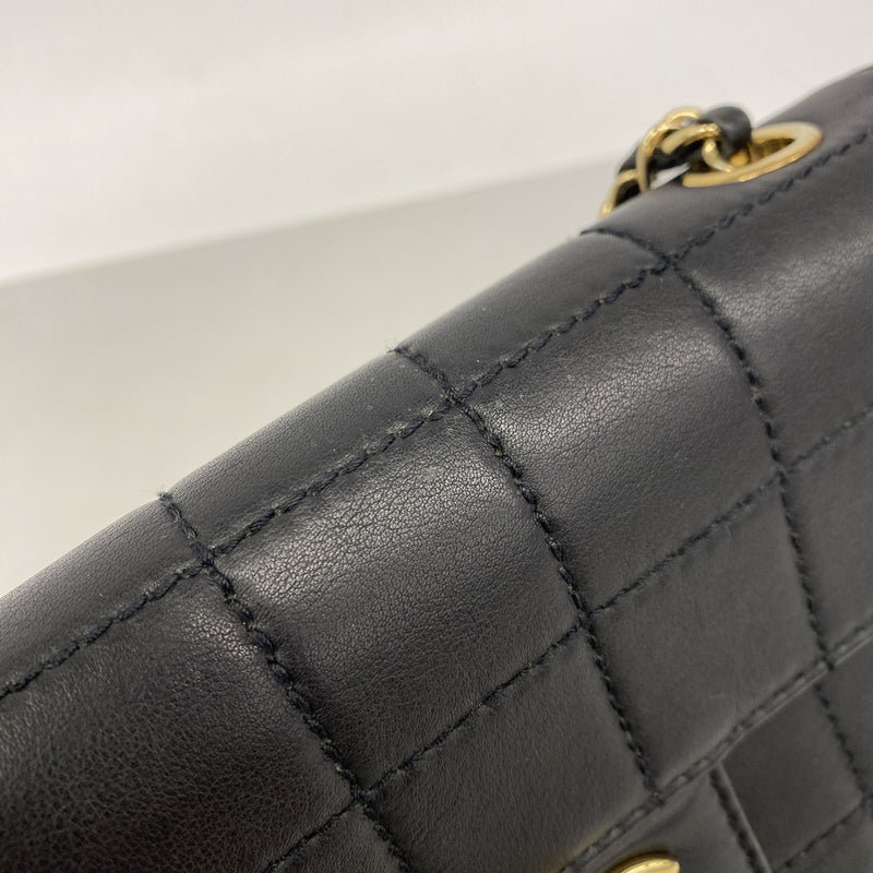 【6kd4325】シャネル ショルダーバッグ チョコバー チェーンショルダー ラムスキン ブラック ゴールド金具【中古】レディース