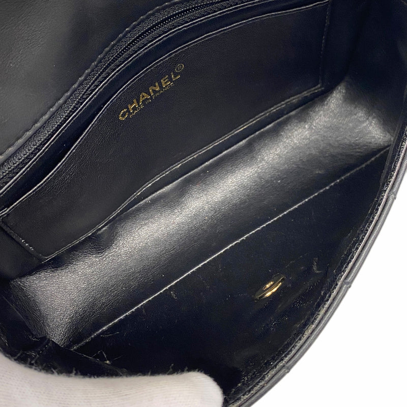 【6kd4325】シャネル ショルダーバッグ チョコバー チェーンショルダー ラムスキン ブラック ゴールド金具【中古】レディース