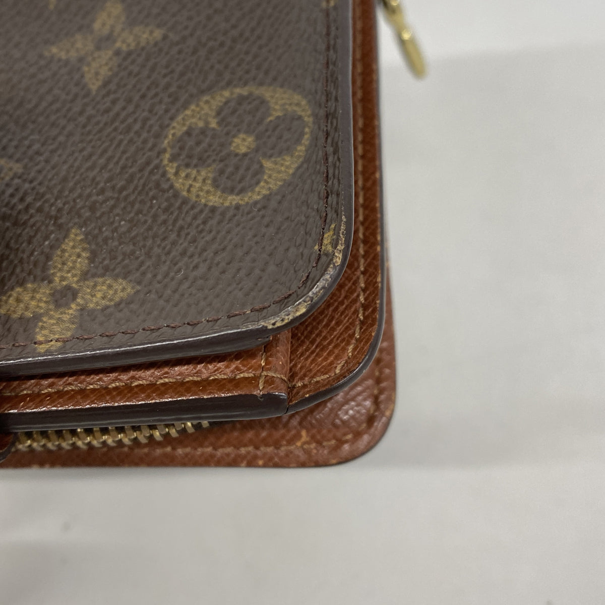 【6kd4332】ルイヴィトン 財布 モノグラム コンパクトジップ M61667 ブラウン【中古】レディース