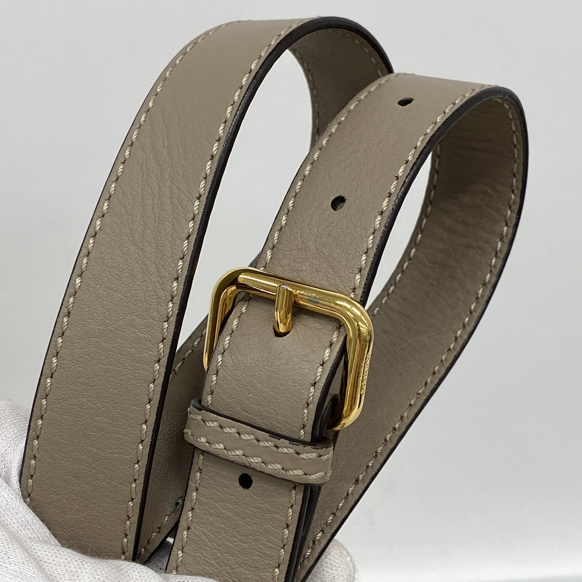【6kd4417】フェンディ ハンドバッグ ピーカブー レザー ベージュ ゴールド金具 2wayバッグ【中古】レディース
