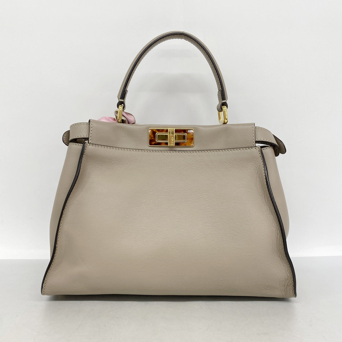 【6kd4417】フェンディ ハンドバッグ ピーカブー レザー ベージュ ゴールド金具 2wayバッグ【中古】レディース