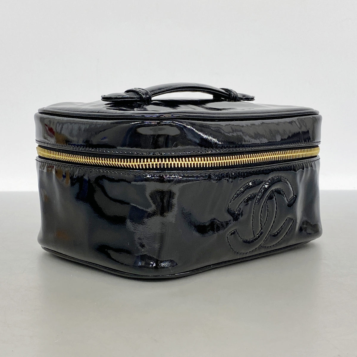 【6kd4489】シャネル バニティバッグ パテントレザー ブラック ゴールド金具【中古】レディース