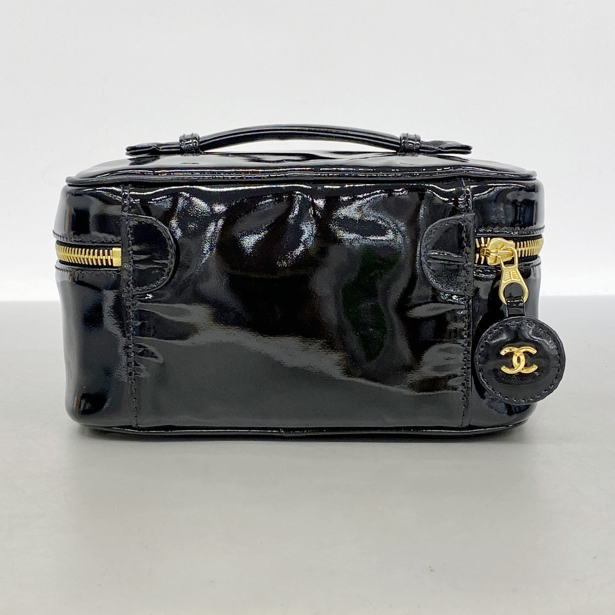 【6kd4489】シャネル バニティバッグ パテントレザー ブラック ゴールド金具【中古】レディース
