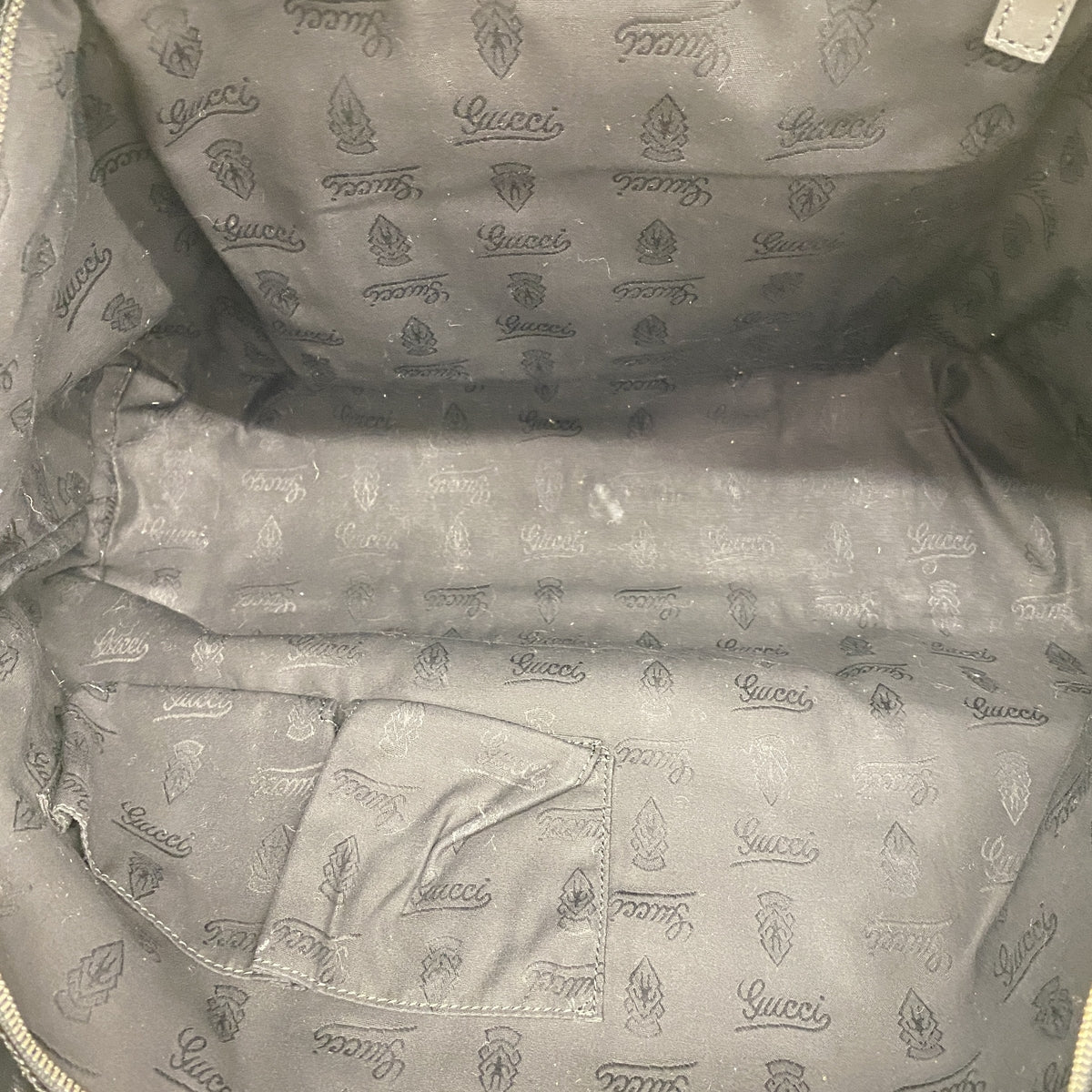 【6kd4494】グッチ トートバッグ GGインプリメ シェリーライン 374987 PVC ブラック シルバー金具【中古】レディース