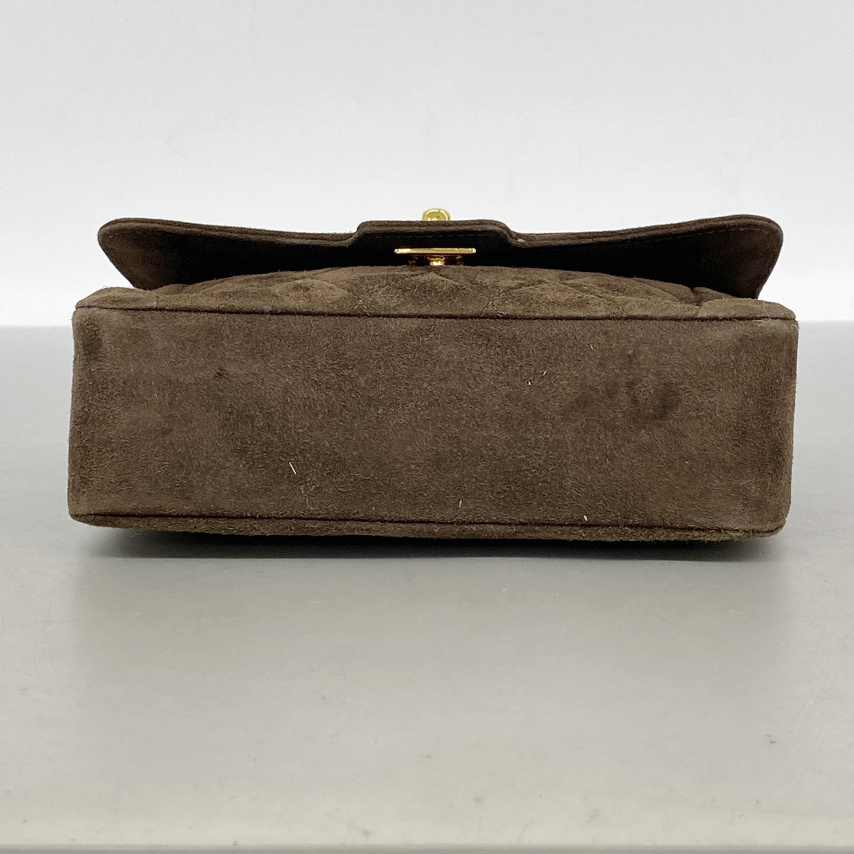 【6kd4506】シャネル ショルダーバッグ ダイアナ スウェード ブラウン ゴールド金具【中古】レディース