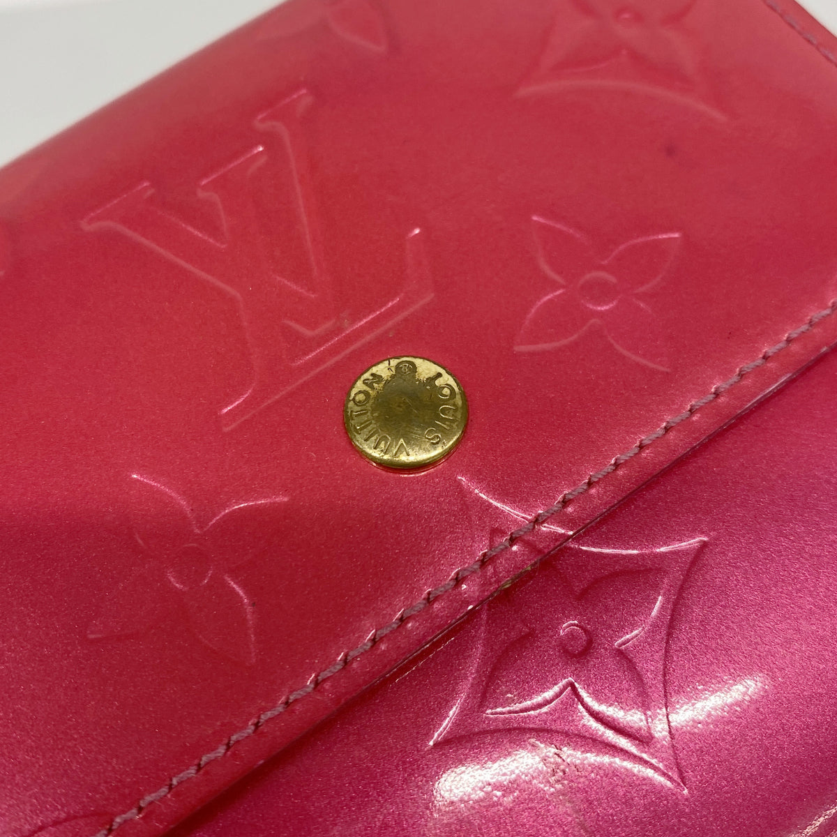 【6kd4539】ルイヴィトン 三つ折り財布 ヴェルニ ポルトモネビエカルトクレディ M91248 フューシャピンク【中古】レディース