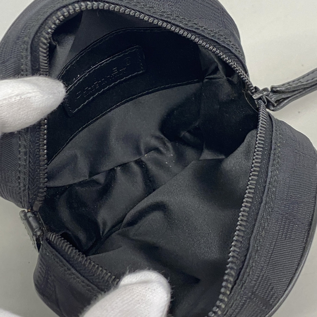 【6kd4541】シャネル ポーチ ニュートラベル ナイロン ブラック【中古】レディース