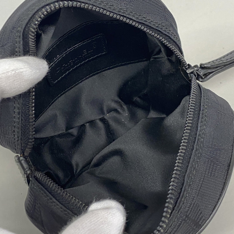 【6kd4541】シャネル ポーチ ニュートラベル ナイロン ブラック【中古】レディース