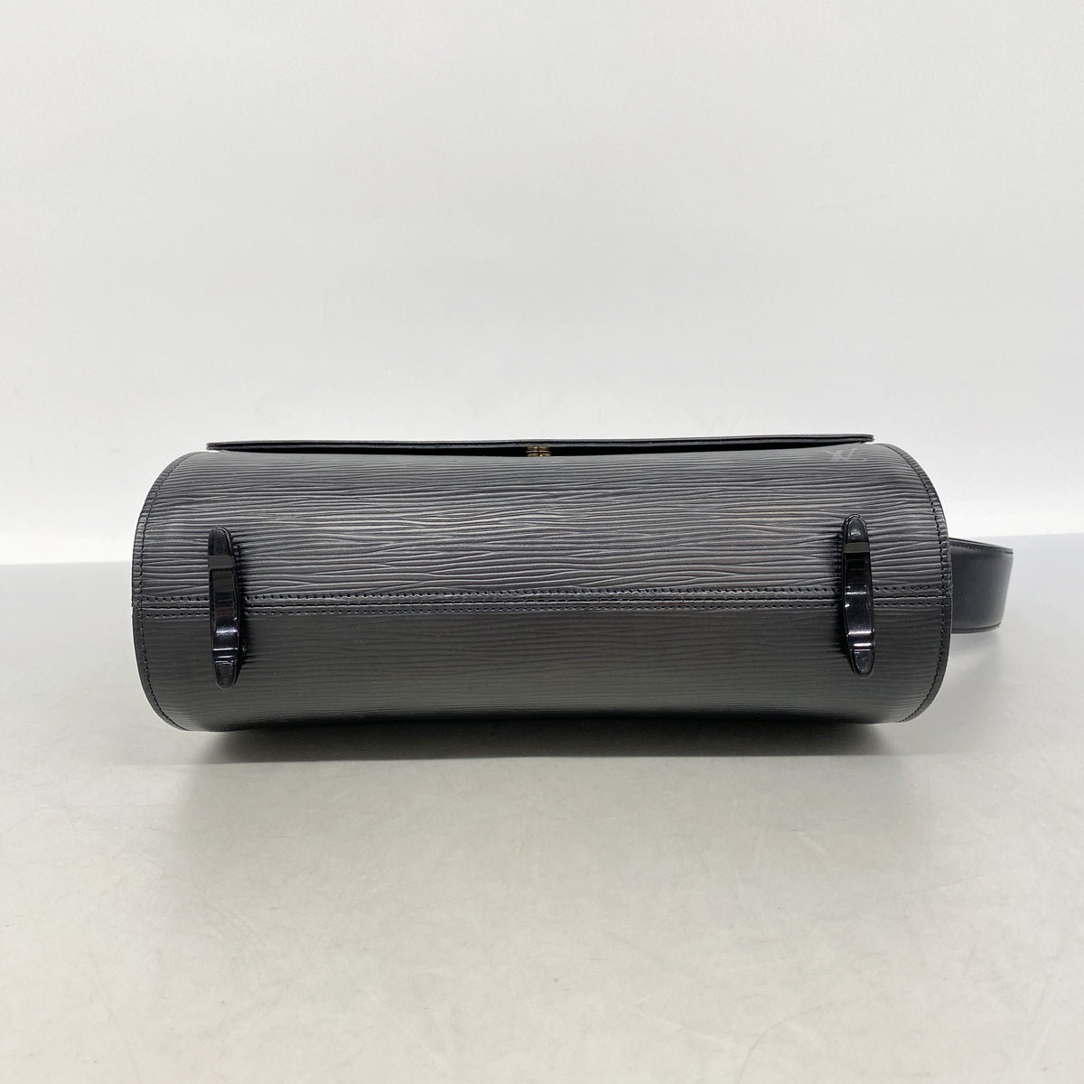 【6kd4615】ルイヴィトン ショルダーバッグ エピ ノクターンPM M52182 ノワール【中古】レディース
