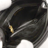 【6kd4701】シャネル ウエストバッグ マトラッセ ラムスキン ブラック ゴールド金具【中古】レディース