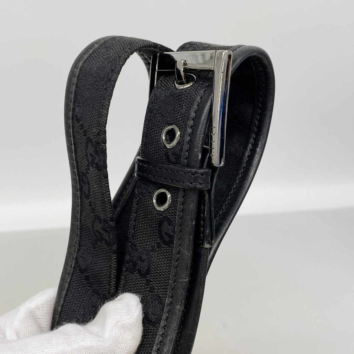 【6kd4748】グッチ ショルダーバッグ GGキャンバス 91762 キャンバス ブラック シルバー金具【中古】レディース