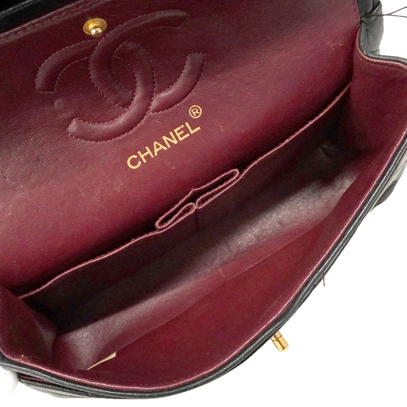 【6kd4819】シャネル ショルダーバッグ マトラッセ Wフラップ Wチェーン ラムスキン ブラック ゴールド金具【中古】レディース
