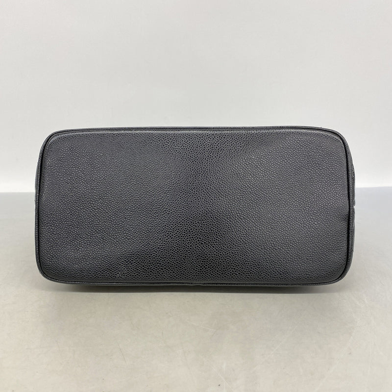 【6kd4882】シャネル トートバッグ マトラッセ キャビアスキン ブラック シルバー金具【中古】レディース
