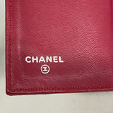【6kd4925】シャネル 三つ折り長財布 マトラッセ ラムスキン レッド シルバー金具【中古】レディース