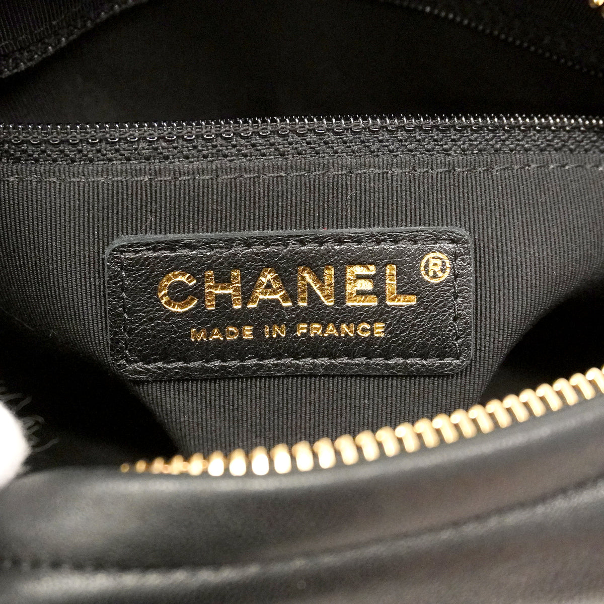 【6kd4980】シャネル ショルダーバッグ ダイアナ フリンジ付きチェーンショルダー ラムスキン ブラック シャンパンゴールド金具【中古】レディース