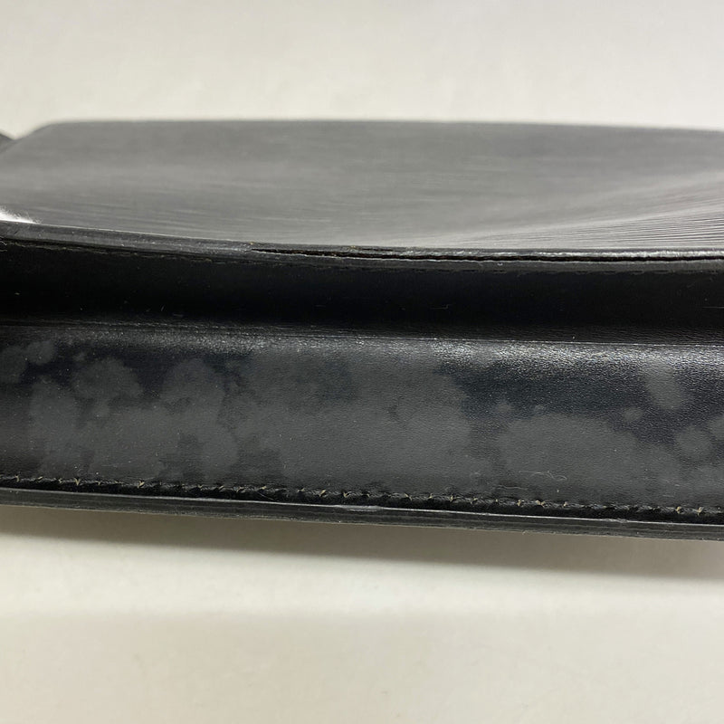【6kd4995】ルイヴィトン クラッチバッグ エピ ポシェットオム M52522 ノワール【中古】メンズ