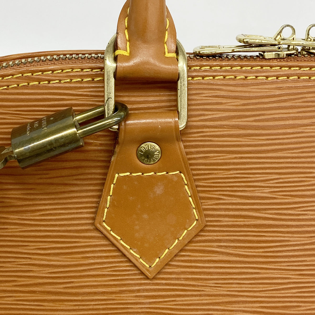 【6kd5006】ルイヴィトン ハンドバッグ エピ アルマ M54148 ジパングゴールド【中古】レディース