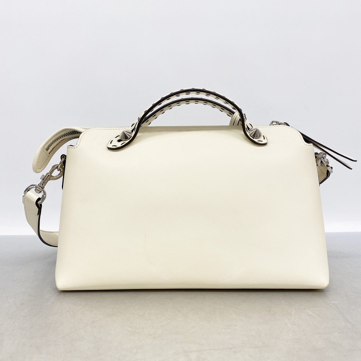 【6ke5075】フェンディ ハンドバッグ バイザウェイ レザー アイボリー シルバー金具 2wayバッグ【中古】レディース