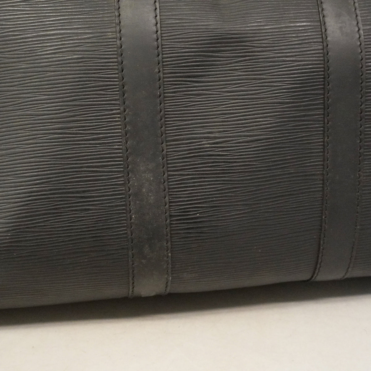 【6ke5077】ルイヴィトン ボストンバッグ エピ キーポル45 M42972 ノワール【中古】メンズ レディース ユニセックス
