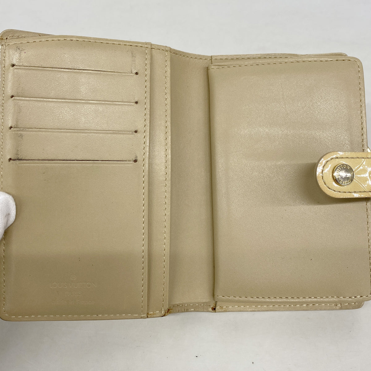 【6ke5131】ルイヴィトン 財布 ヴェルニ ポルトモネビエヴィエノワ M91210 ベージュ【中古】レディース
