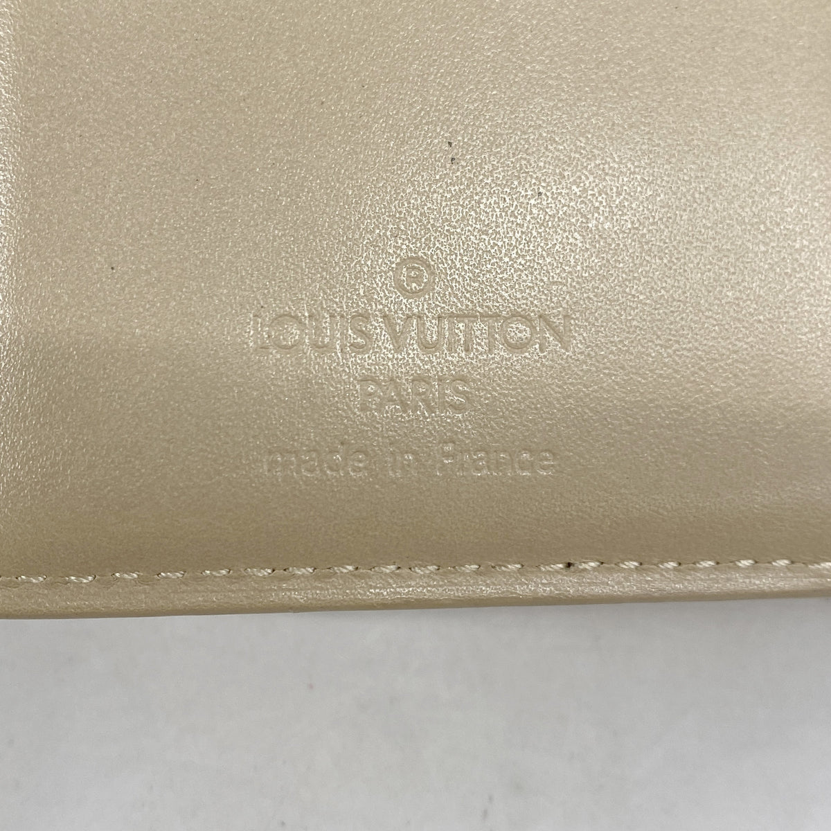 【6ke5131】ルイヴィトン 財布 ヴェルニ ポルトモネビエヴィエノワ M91210 ベージュ【中古】レディース