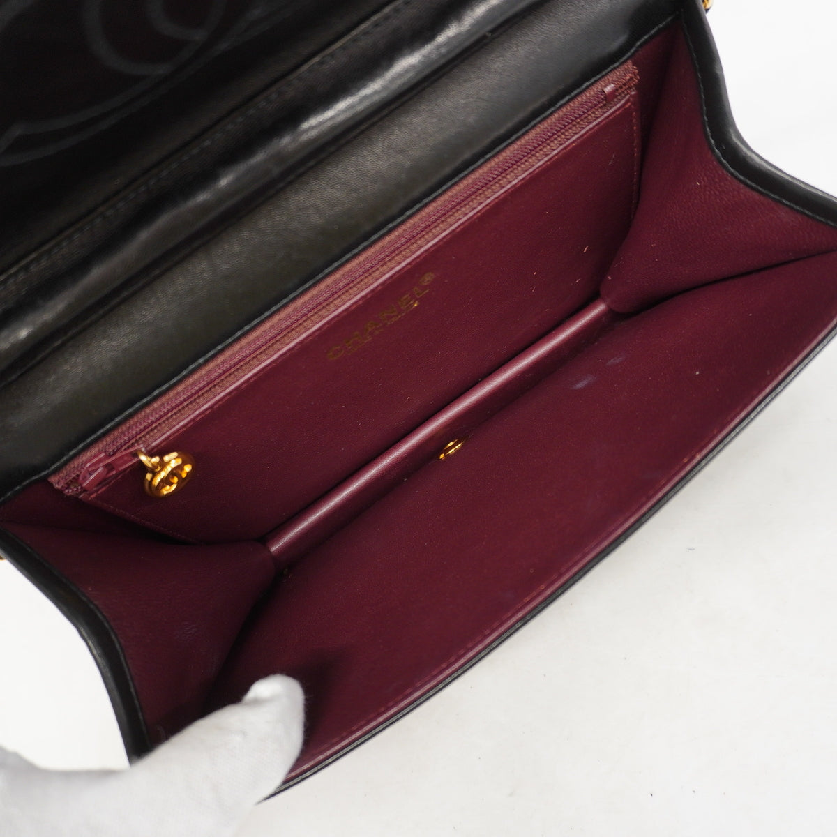 【6ke5147】シャネル ショルダーバッグ マトラッセ チェーンショルダー ラムスキン ネイビー ゴールド金具【中古】レディース