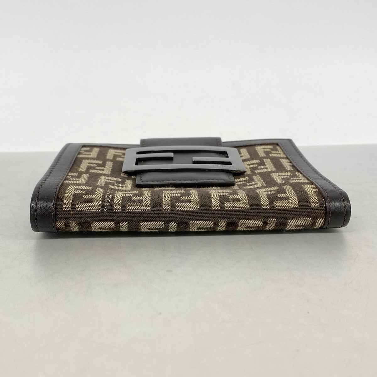 【6ke5158】フェンディ 財布 ズッキーノ ナイロンキャンバス ブラウン シルバー金具【中古】レディース