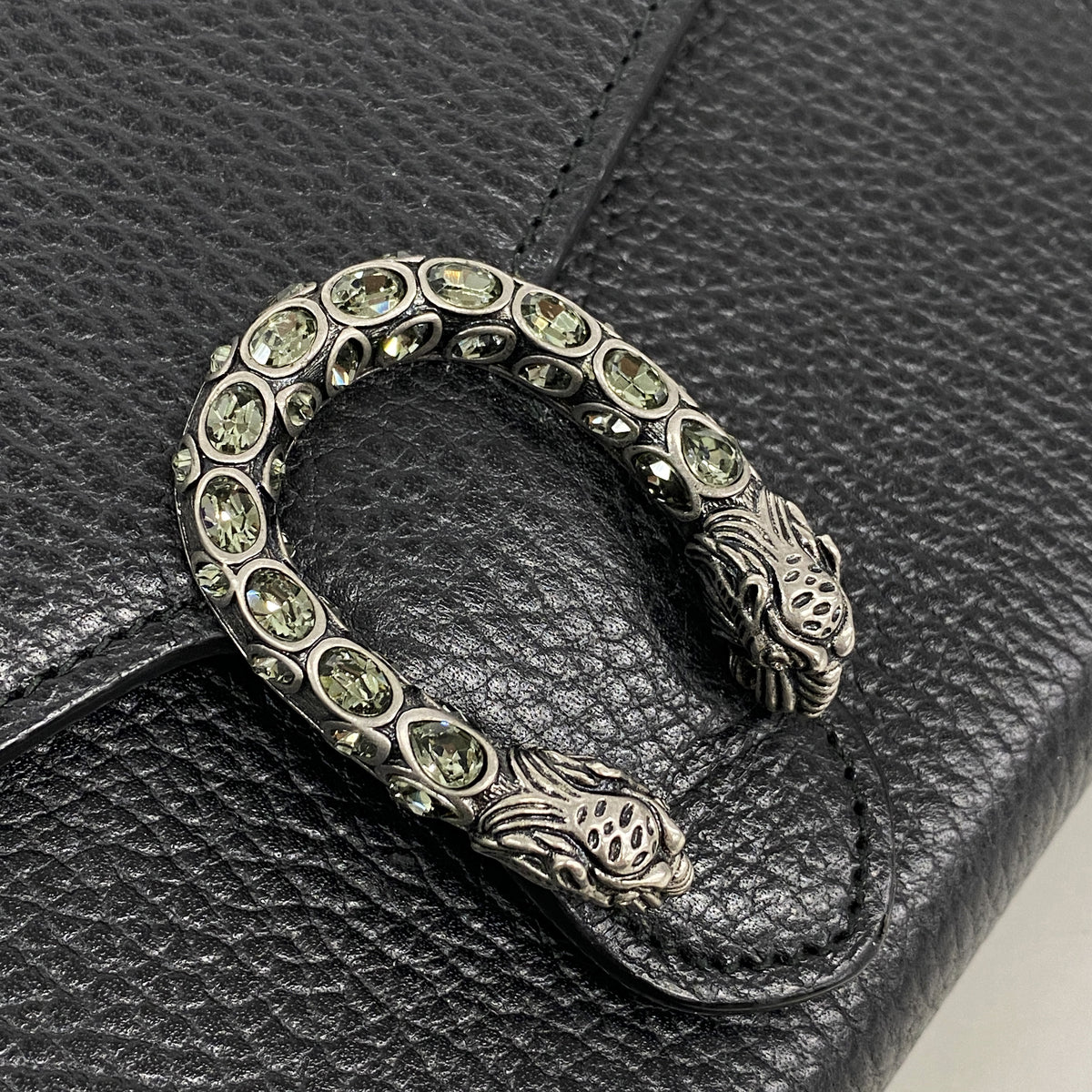 【6ke5168】グッチ ショルダーウォレット デュオニュソス 401231 レザー ブラック シルバー金具【中古】レディース