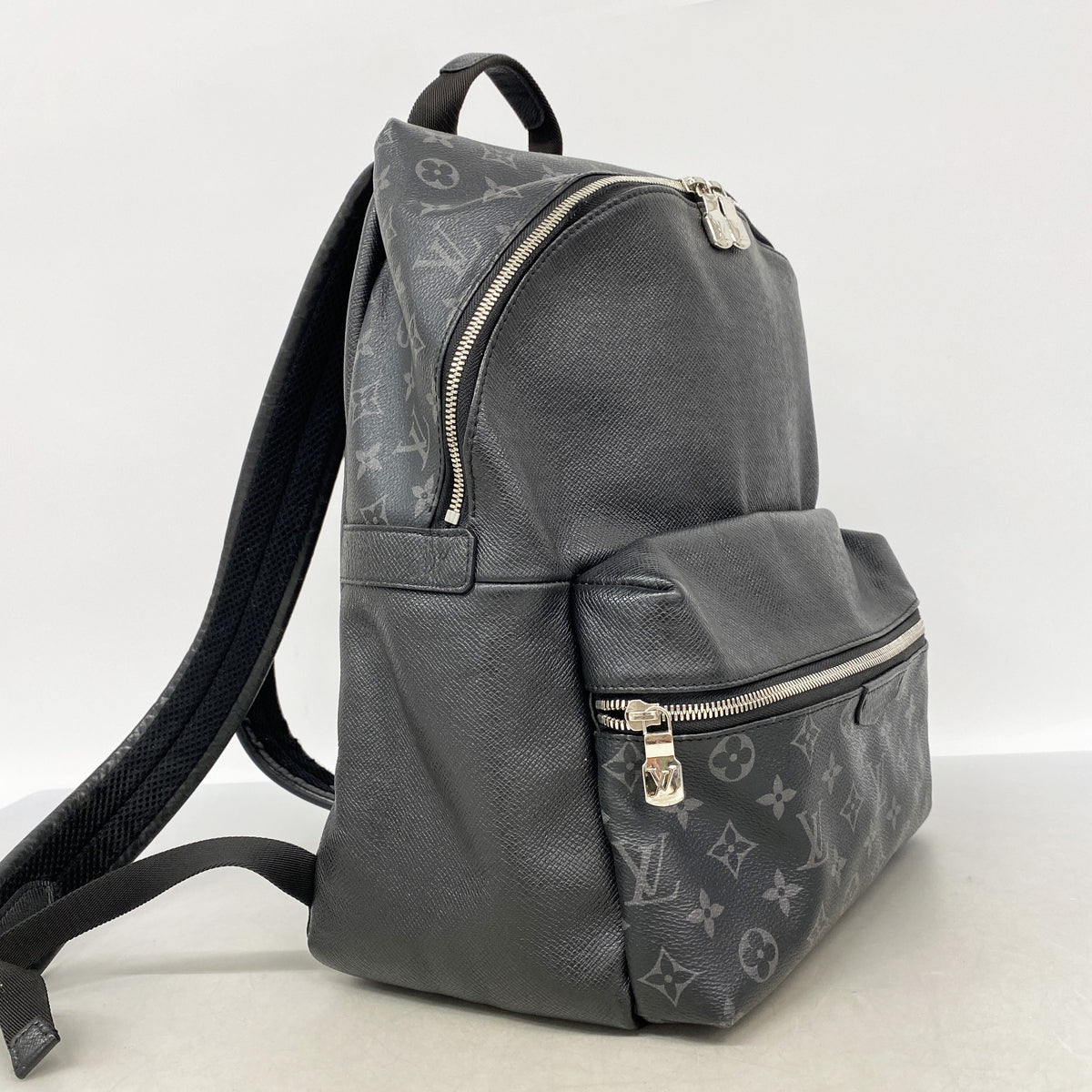 【6ke5185】ルイヴィトン リュック・デイパック タイガラマ ディスカバリーバックパック M30230 ブラック【中古】メンズ