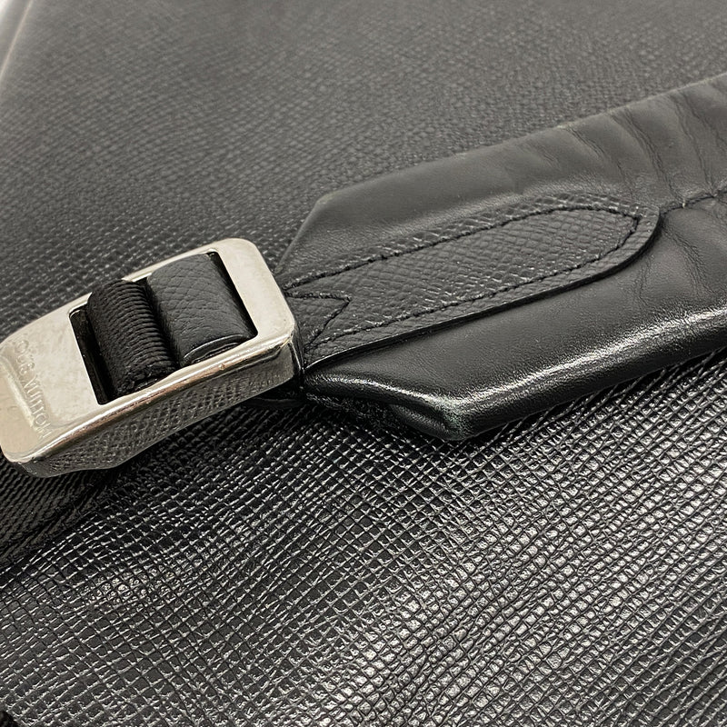 【6ke5185】ルイヴィトン リュック・デイパック タイガラマ ディスカバリーバックパック M30230 ブラック【中古】メンズ