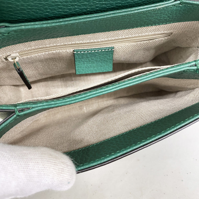【6ke5189】グッチ ショルダーバッグ インターロッキングG 607720 レザー グリーン シャンパンゴールド金具【中古】レディース