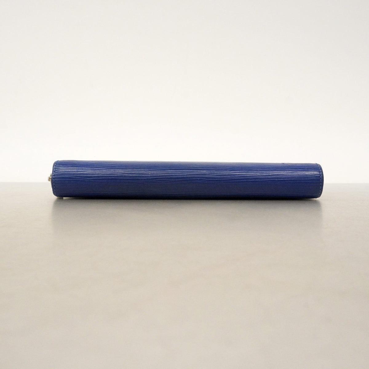 【6ke5223】ルイヴィトン 長財布 エピ ジッピーウォレット M6030G フィグ【中古】メンズ レディース ユニセックス
