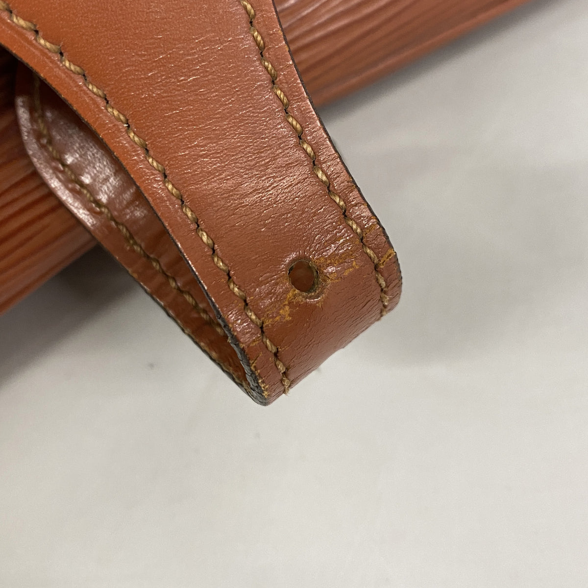 【6ke5242】ルイヴィトン ショルダーバッグ エピ カルトシエール M52243 ケニアブラウン【中古】レディース