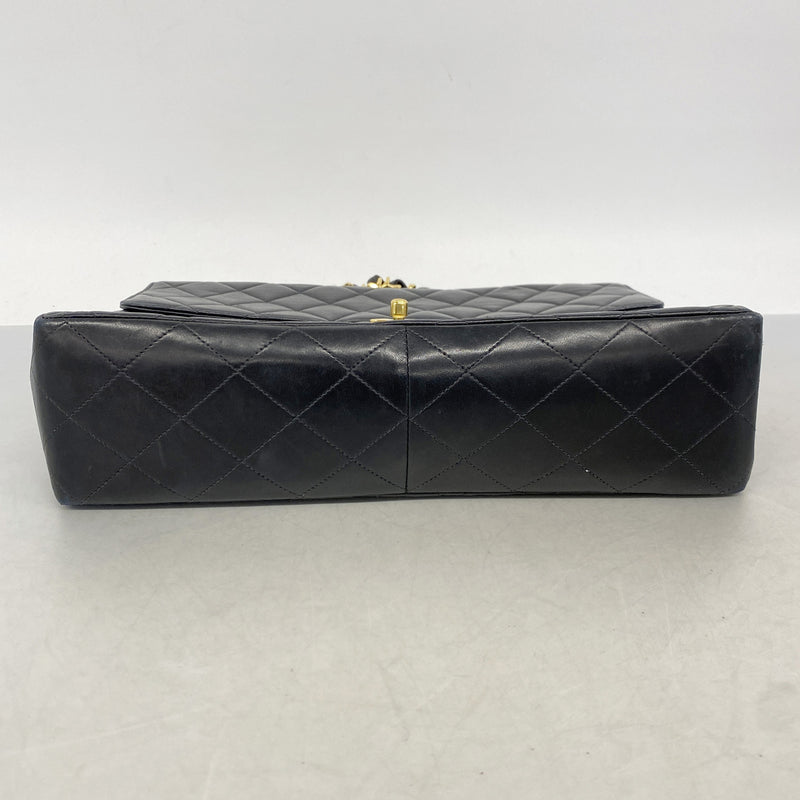 【6ke5328】シャネル ショルダーバッグ デカマトラッセ Wチェーン ラムスキン ブラック ゴールド金具【中古】レディース