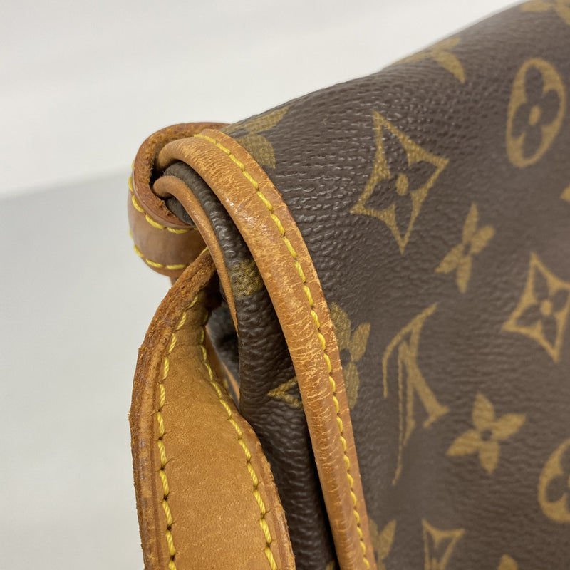 【6ke5332】ルイヴィトン ショルダーバッグ モノグラム ソミュール30 M42256 ブラウン【中古】レディース