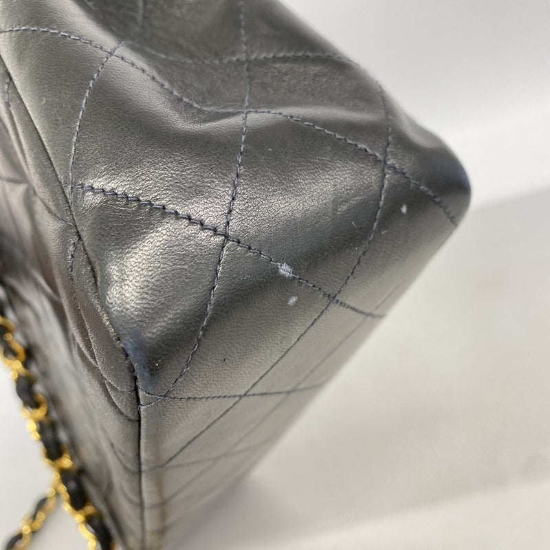 【6ke5348】シャネル ショルダーバッグ デカマトラッセ Wチェーン ラムスキン ブラック ゴールド金具【中古】レディース