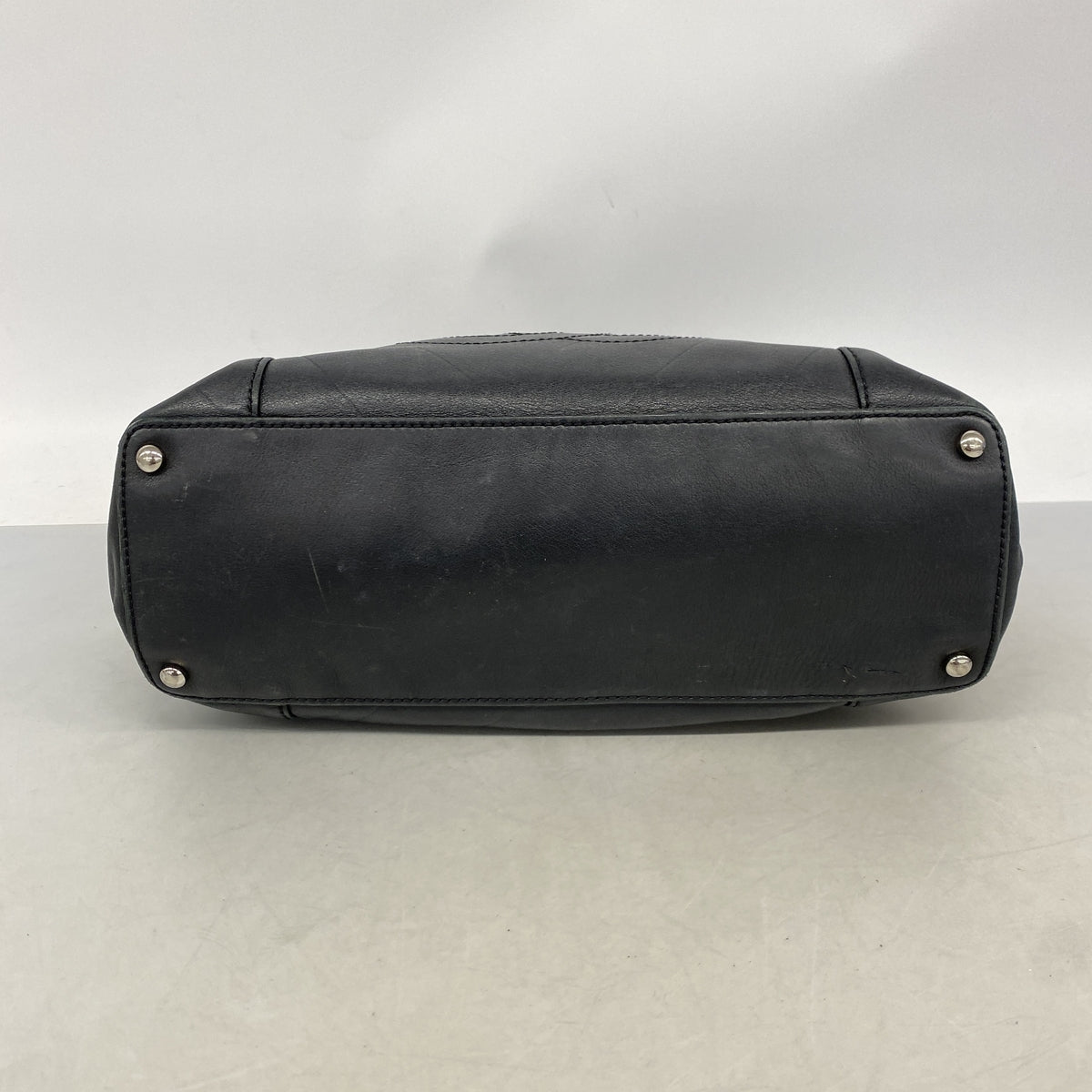 【6ke5349】シャネル トートバッグ シェブロン ラムスキン ブラック シルバー金具【中古】レディース
