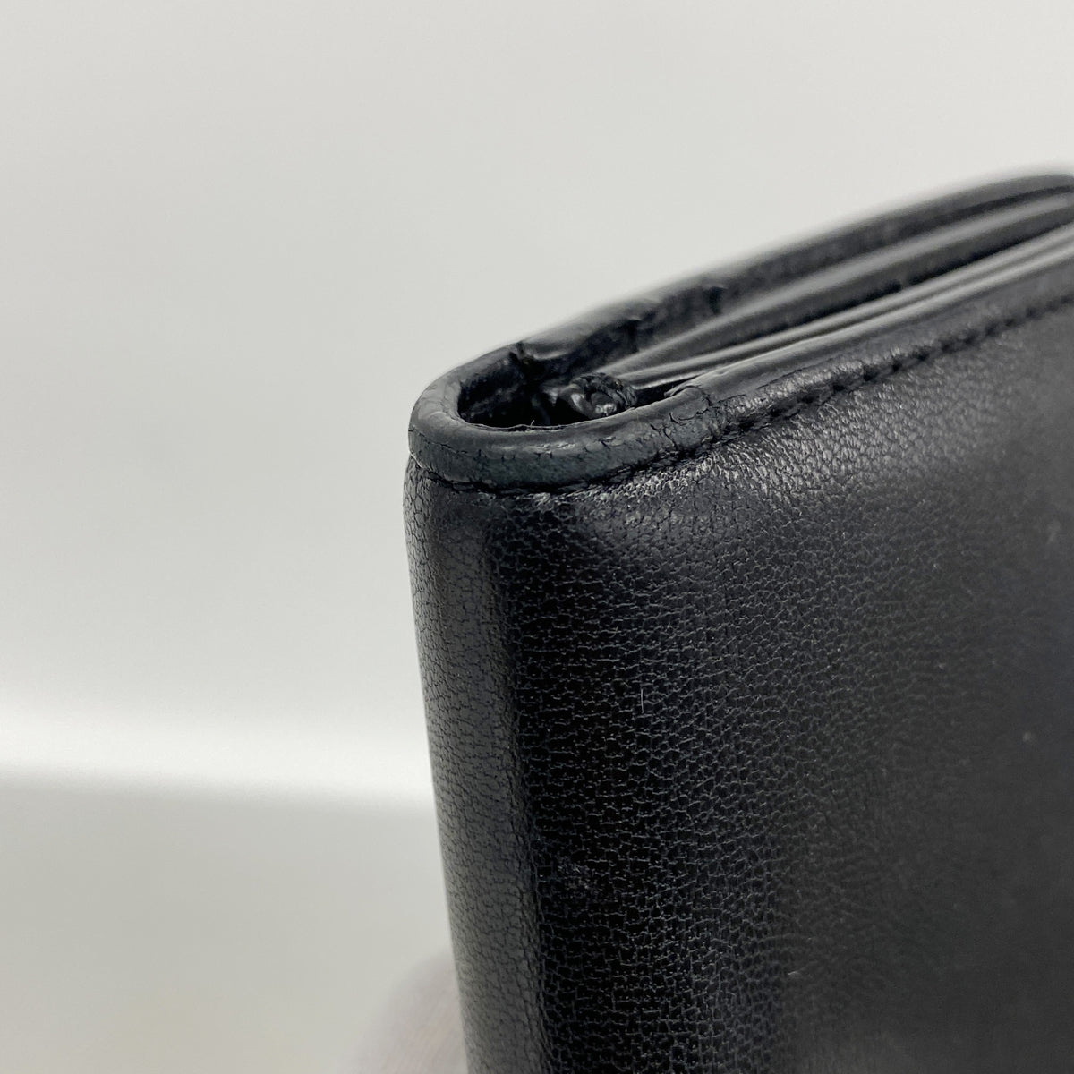 【6ke5359】セリーヌ 三つ折り財布 トリオンフ レザー ブラック ゴールド金具【中古】レディース
