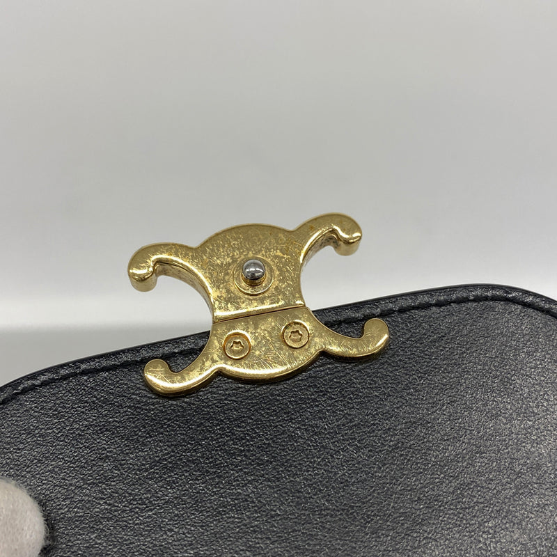 【6ke5359】セリーヌ 三つ折り財布 トリオンフ レザー ブラック ゴールド金具【中古】レディース