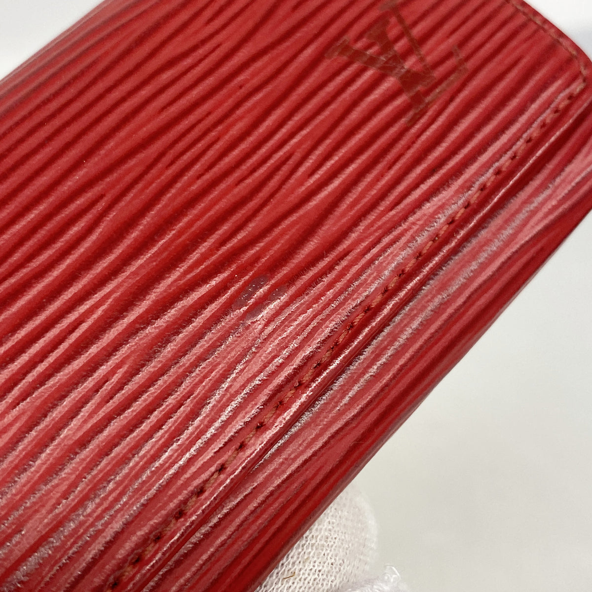 【6ke5366】ルイヴィトン キーケース エピ ミュルティクレ4 M63827 カスティリアンレッド【中古】メンズ レディース ユニセックス