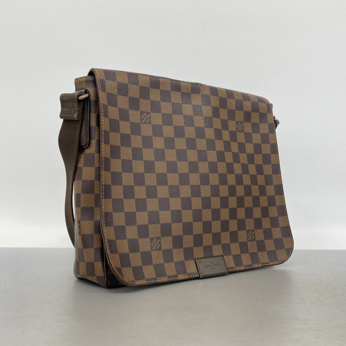 【6ke5393】ルイヴィトン ショルダーバッグ ダミエ ディストリクトMM N41212 エベヌ【中古】メンズ