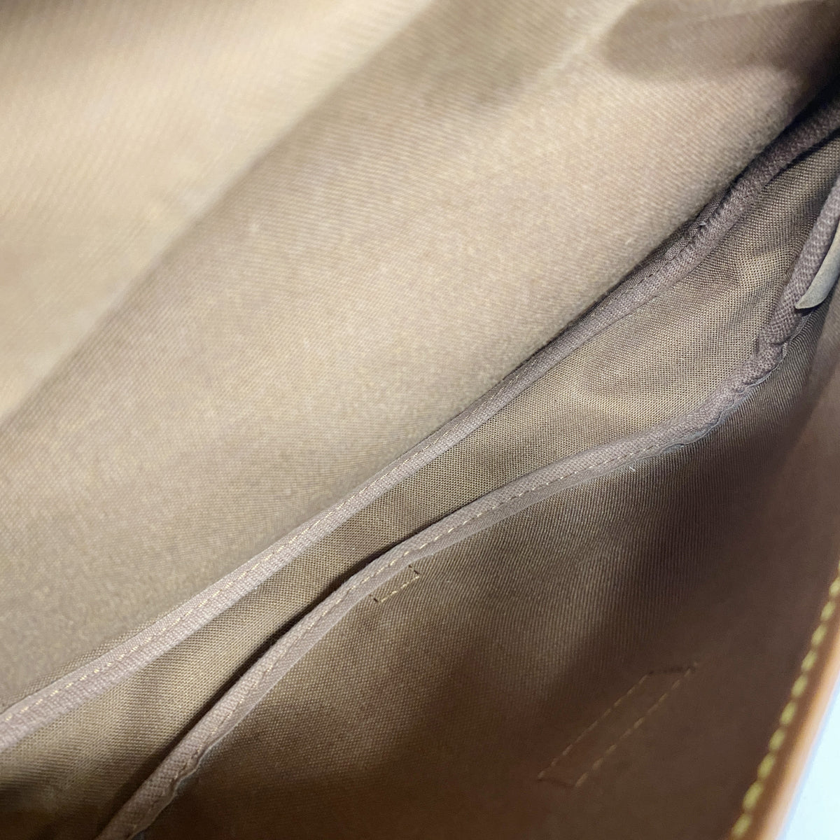 【6ke5402】ルイヴィトン ショルダーバッグ モノグラム ソミュール30 M42256 ブラウン【中古】レディース