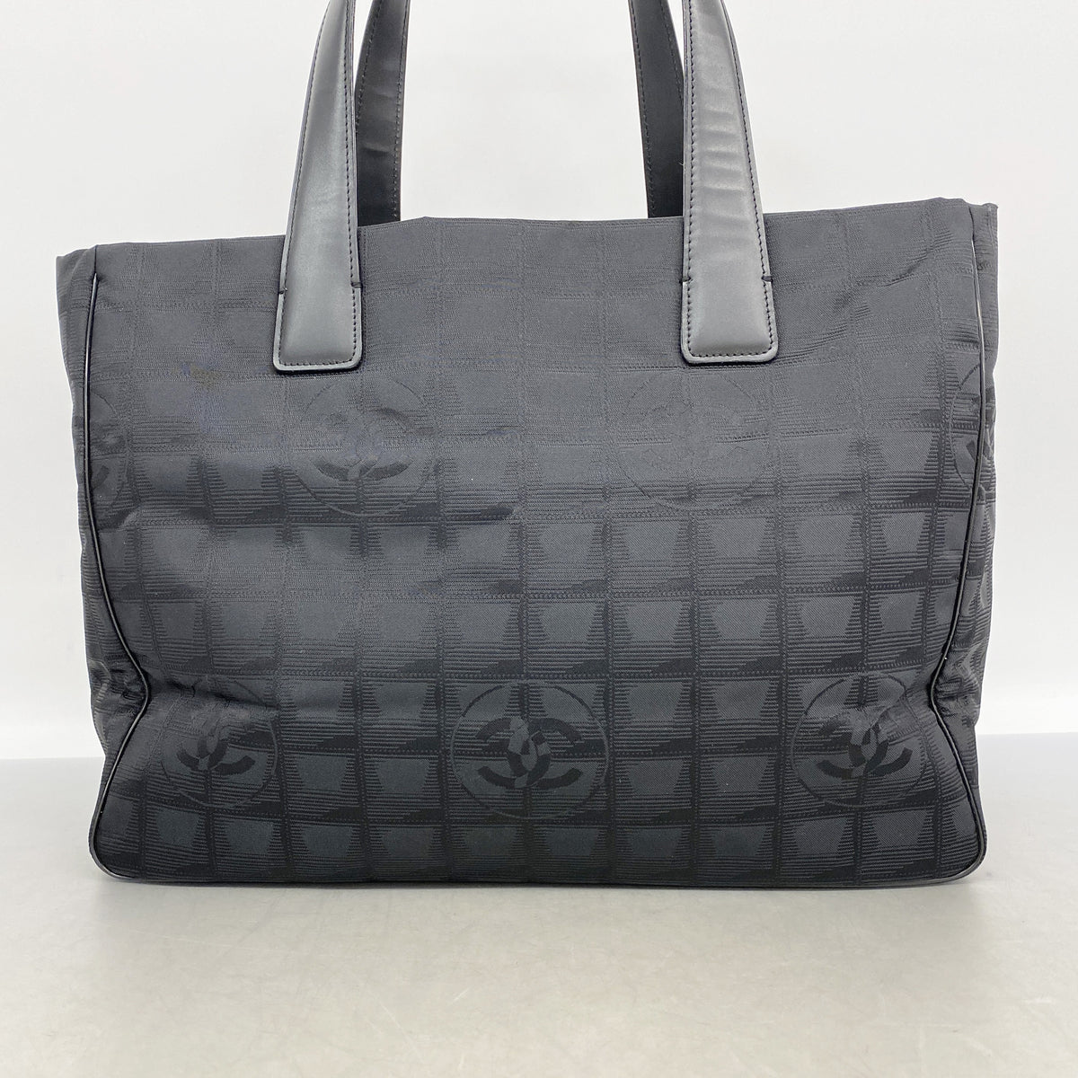 【6ke5427】シャネル トートバッグ ニュートラベル ナイロン ブラック ゴールド金具【中古】レディース