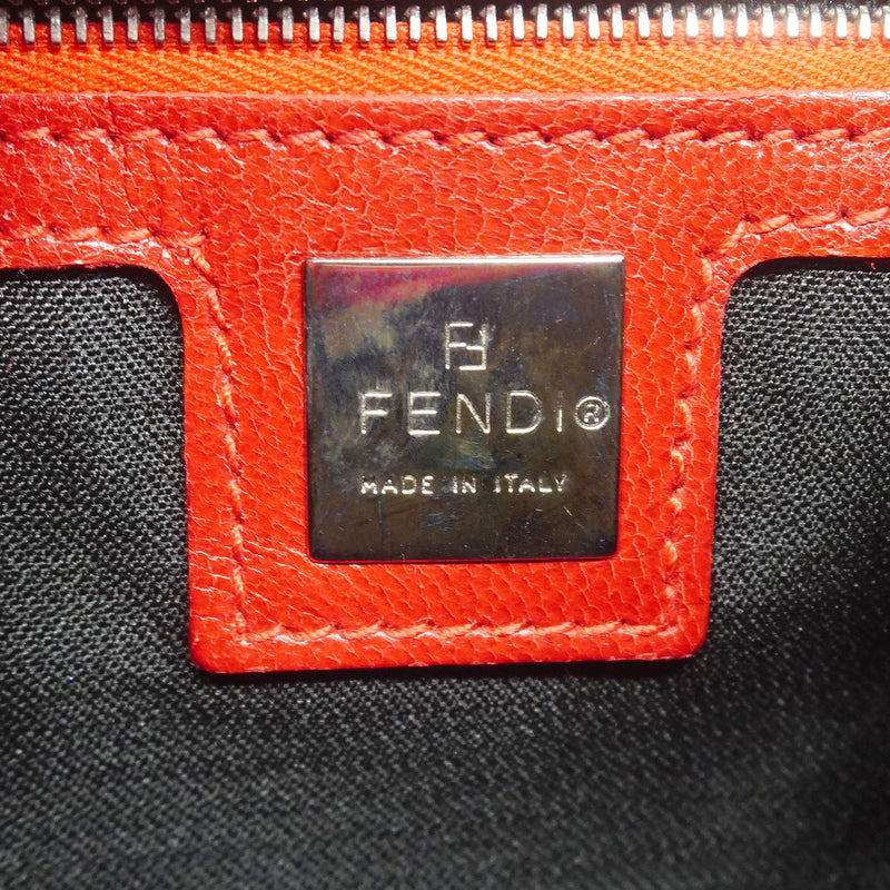 【6ke5615】フェンディ ショルダーバッグ スウェード レッド シルバー金具【中古】レディース